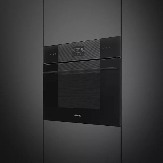 Компактный духовой шкаф с пароваркой Smeg SO4102S3B3
